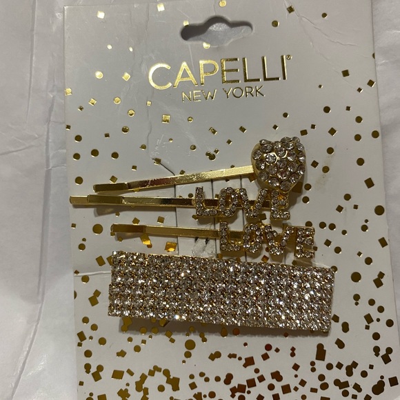 - New hair clips - Picture 5 of 8